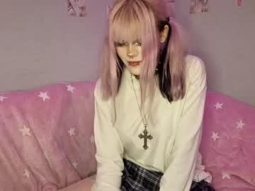 Watch aprilspark performing live on BoomCams free cam network