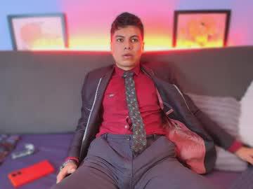 Watch aquilestaylor performing live on BoomCams free cam network