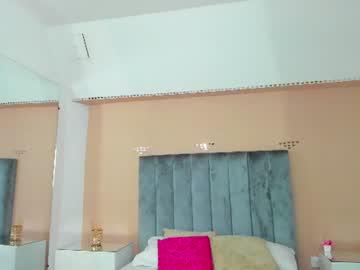 Watch ariana_cri_x performing live on BoomCams free cam network