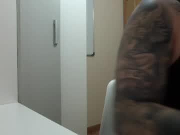Watch arismen performing live on BoomCams free cam network
