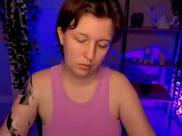 Watch arizzzona_baby performing live on BoomCams free cam network