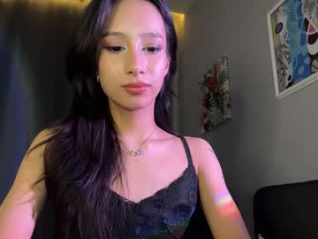 Watch arlicee performing live on BoomCams free cam network