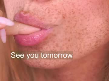 Watch artease performing live on BoomCams free cam network