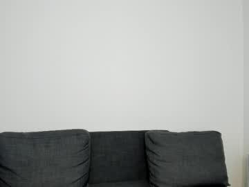 Watch arya_thomas performing live on BoomCams free cam network