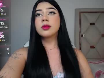 Watch ashley_piinkk performing live on BoomCams free cam network