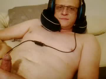 Watch asmagor1 performing live on BoomCams free cam network