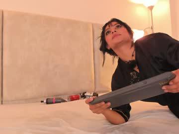 Watch astorath_angel performing live on BoomCams free cam network