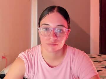 Watch atenas__05 performing live on BoomCams free cam network