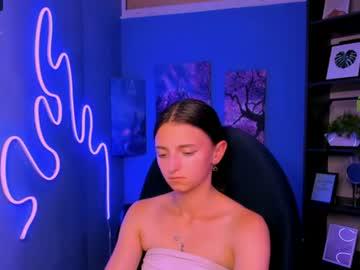 Watch audreeylove performing live on BoomCams free cam network
