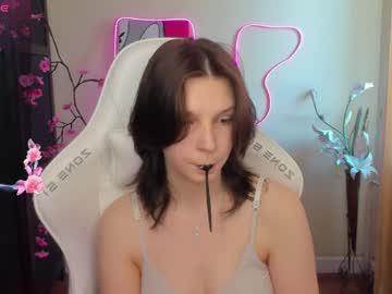 Watch audreyykim performing live on BoomCams free cam network