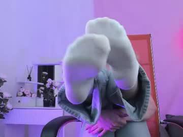 Watch aurorawrenfield performing live on BoomCams free cam network