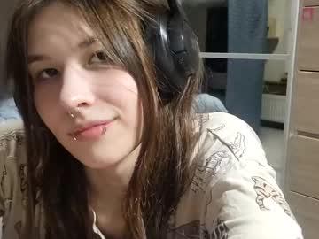 Watch avalutjen performing live on BoomCams free cam network
