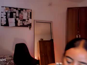Watch ave_fenix69 performing live on BoomCams free cam network