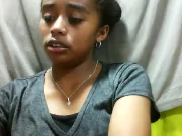 Watch avontsoaldy performing live on BoomCams free cam network