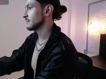 Watch axel_porn_ performing live on BoomCams free cam network
