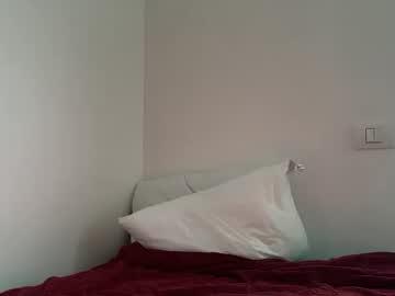 Watch ayla_selim performing live on BoomCams free cam network