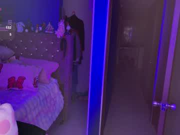 Watch azamy_12 performing live on BoomCams free cam network