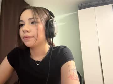 Watch azucenazolla performing live on BoomCams free cam network