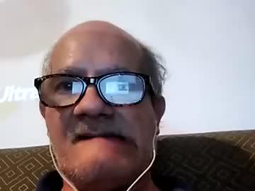 Watch b626328561 performing live on BoomCams free cam network