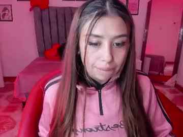 Watch baby_moon_18 performing live on BoomCams free cam network