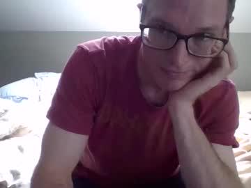 Watch beachbodydaddy performing live on BoomCams free cam network