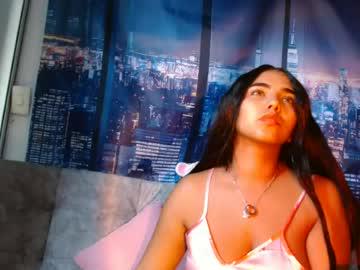 Watch bellabaaker performing live on BoomCams free cam network
