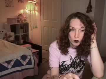 Watch bellababy444 performing live on BoomCams free cam network