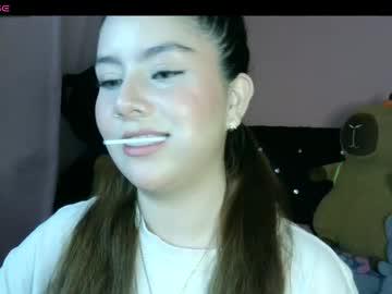Watch bellatrix_colen performing live on BoomCams free cam network