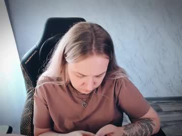 Watch bellezza_ performing live on BoomCams free cam network