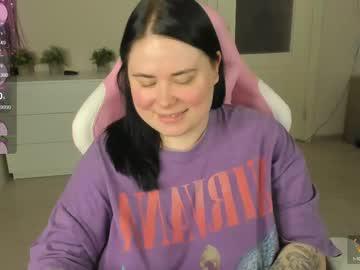 Watch bellybooxo performing live on BoomCams free cam network