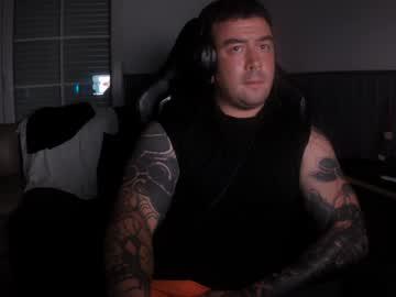 Watch berto3389 performing live on BoomCams free cam network