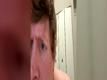 Watch beyond_the_walls performing live on BoomCams free cam network