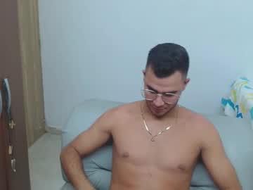 Watch bigcock2815 performing live on BoomCams free cam network