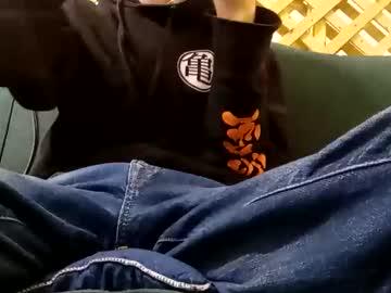 Watch biggestboiiii performing live on BoomCams free cam network