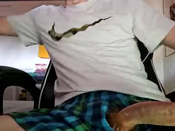 Watch bigwhited2115 performing live on BoomCams free cam network