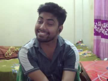 Watch birbikrom104 performing live on BoomCams free cam network