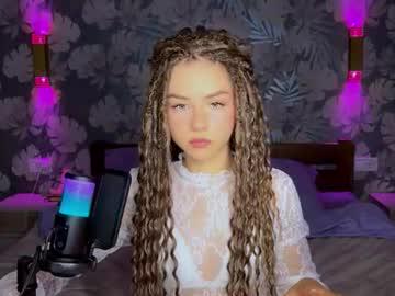 Watch bitter__peach performing live on BoomCams free cam network