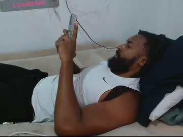 Watch blackmuscles77 performing live on BoomCams free cam network