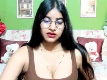 Watch blakebloss performing live on BoomCams free cam network