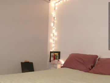 Watch blue_nebula performing live on BoomCams free cam network