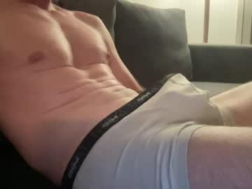 Watch bmjp17 performing live on BoomCams free cam network
