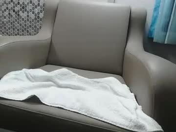 Watch bonivermectin82 performing live on BoomCams free cam network