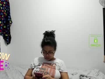 Watch bonnie_lam_ performing live on BoomCams free cam network
