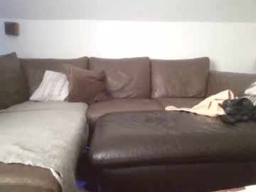 Watch bonniebondagelale performing live on BoomCams free cam network
