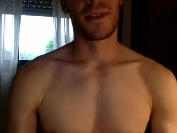 Watch boybcn94 performing live on BoomCams free cam network