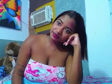 Watch brunett_sexy1 performing live on BoomCams free cam network