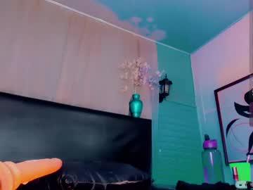 Watch brunettesexy11 performing live on BoomCams free cam network
