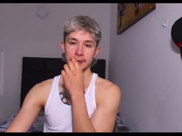 Watch cafecitoo_ performing live on BoomCams free cam network