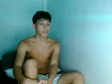 Watch callme_andoy performing live on BoomCams free cam network