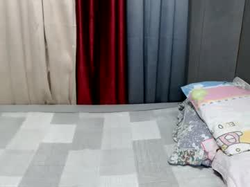 Watch callme_mama performing live on BoomCams free cam network